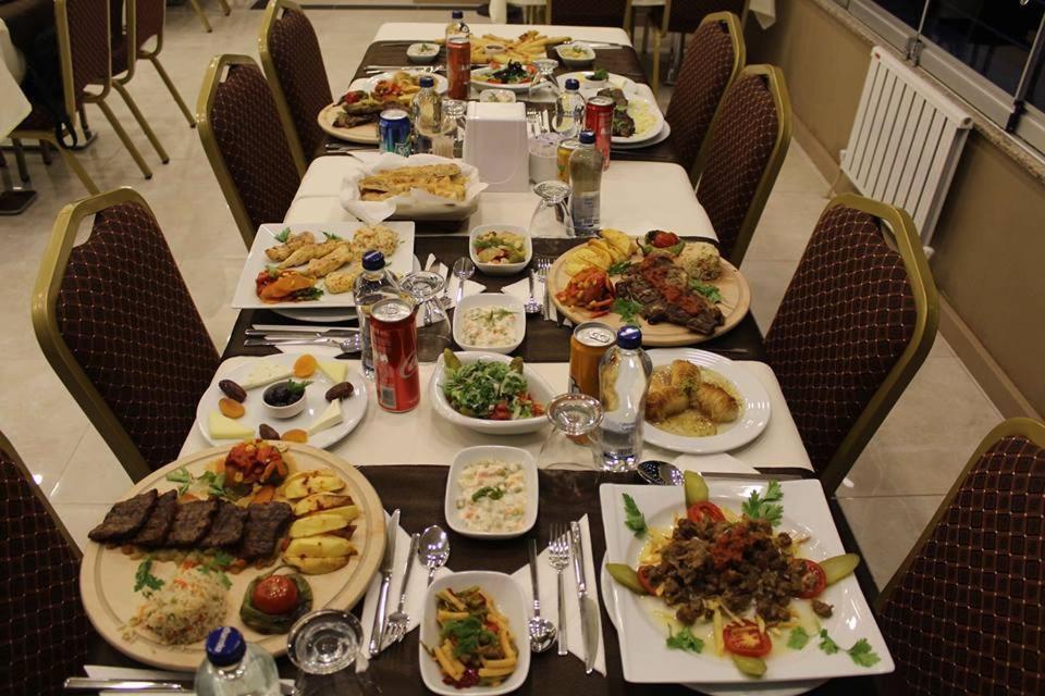 Vanli Otel Тосья Экстерьер фото